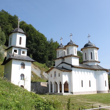 Mănăstirea Pătrunsa